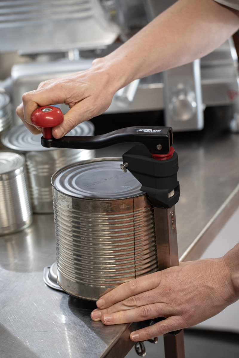 Bonzer Classic R Can Opener - 25 Inch Shaft