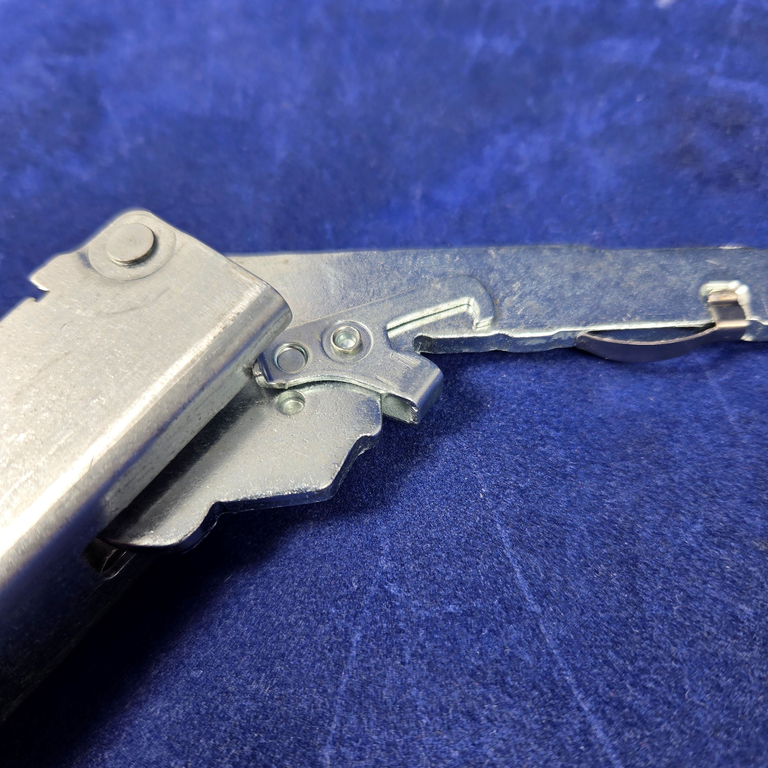 Left or Right hand door hinge for Bosch ovens - 12028763