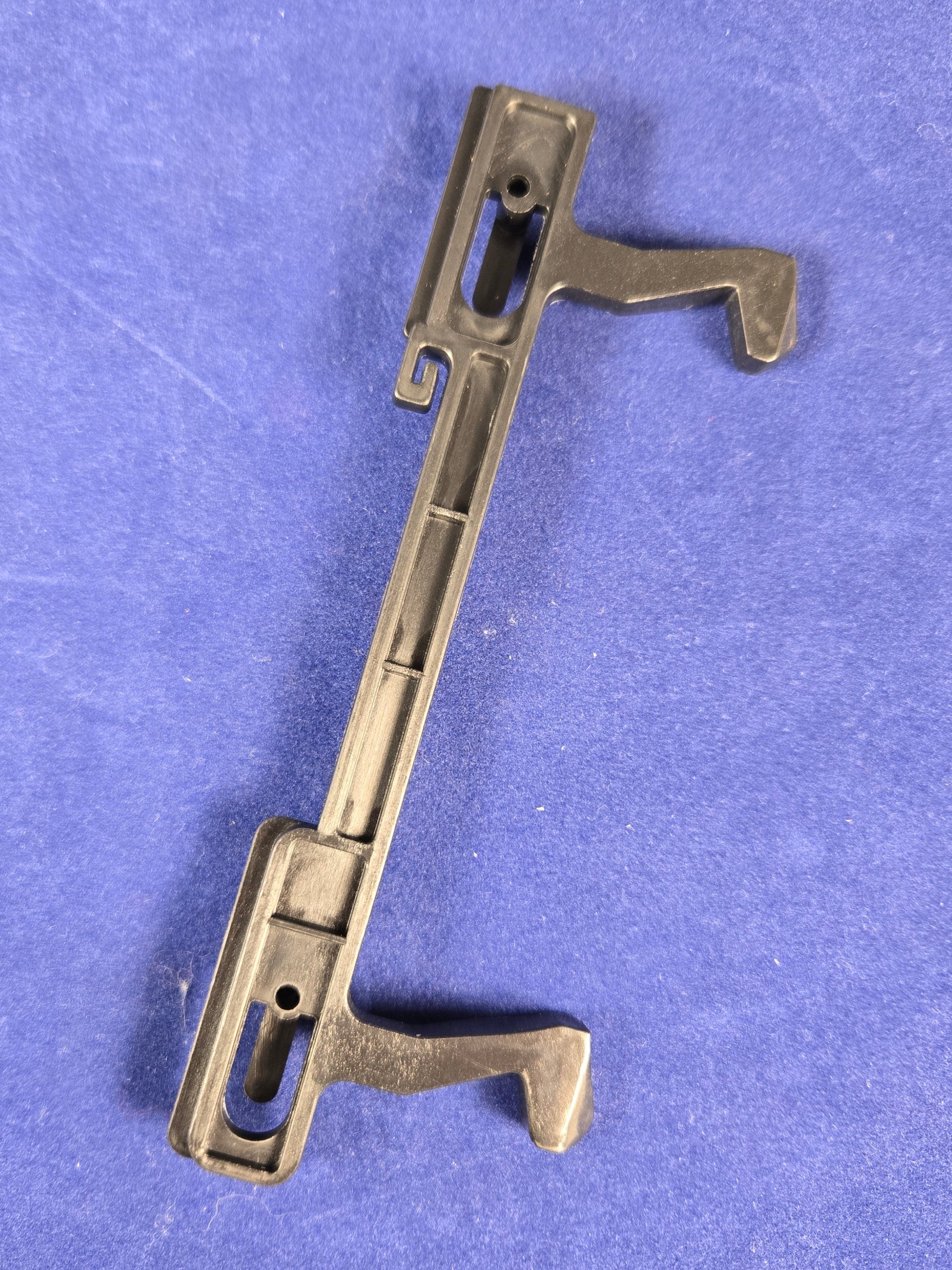 Bosch BFL523MB0B and BFL523MS0B Microwave Door Latch Hooks - 10006098