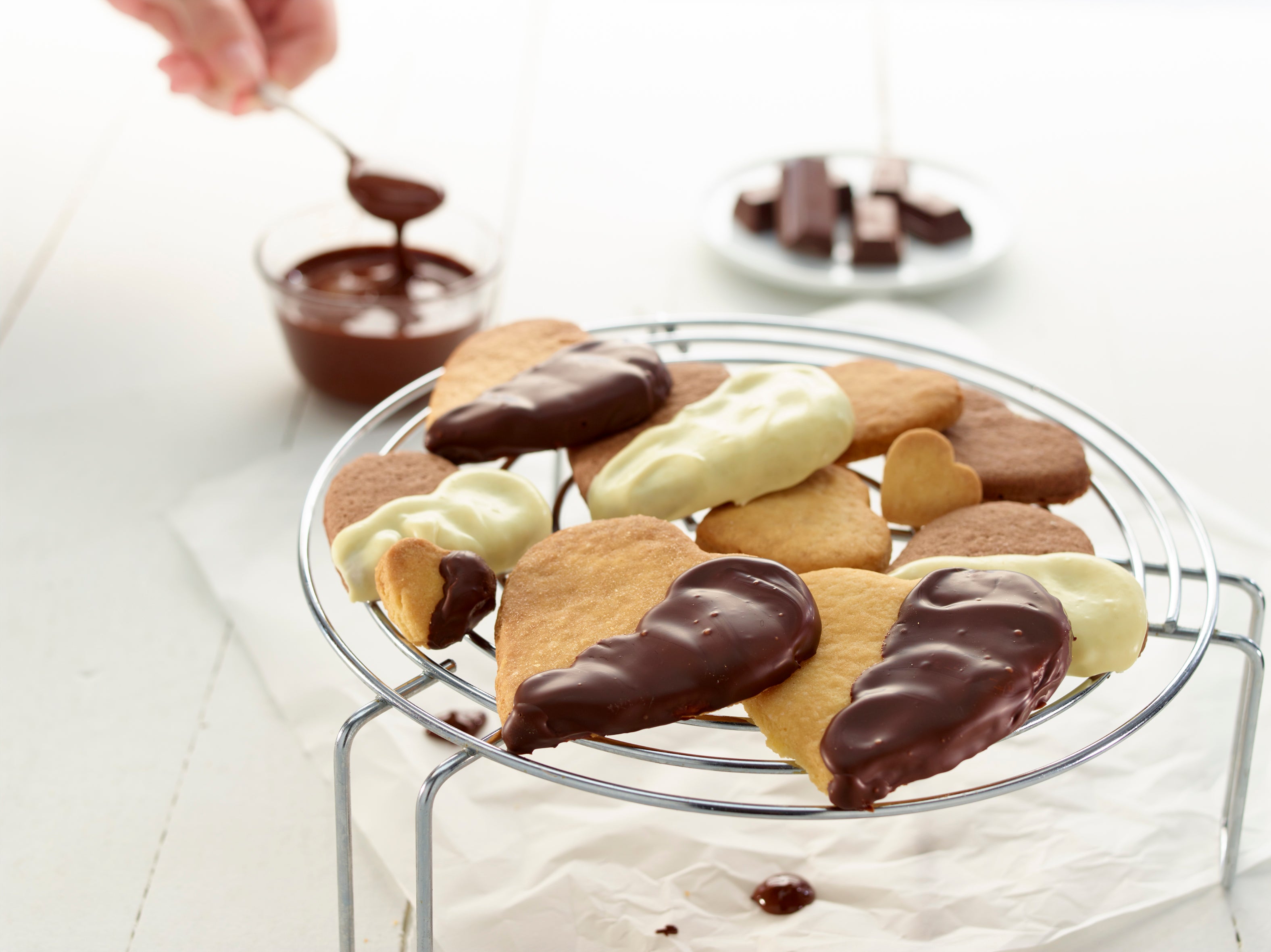 Lekue cookie puzzle hearts maker