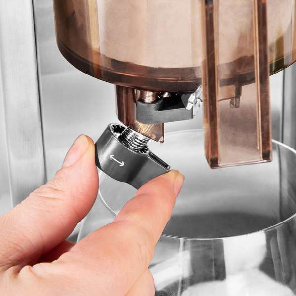 Gastroback Design Ice Shaver - 62905 Prepare homemade slush ice, cocktails, drinks and refreshing desserts or ice creations quickly and easily
