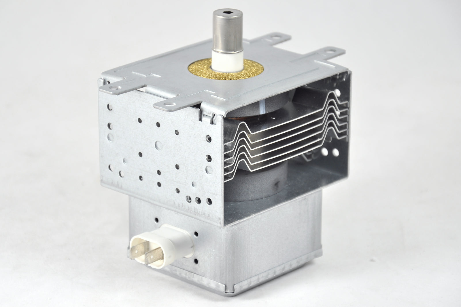 MSM703 1000 watt magnetron