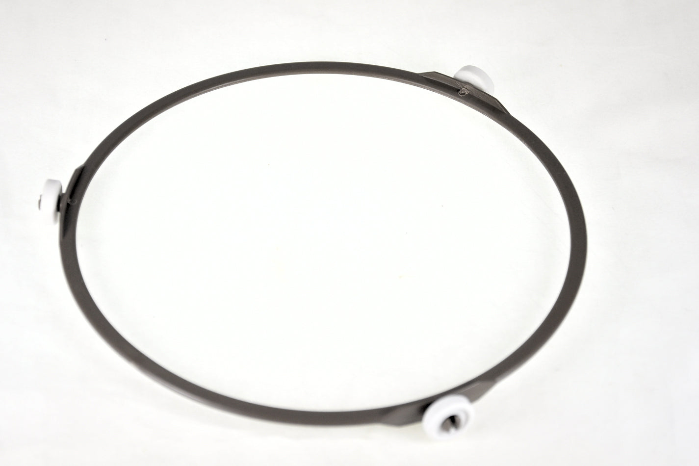 Bosch BFL523MB0B and BFL523MS0B Microwave Roller Ring 198mm-00658078