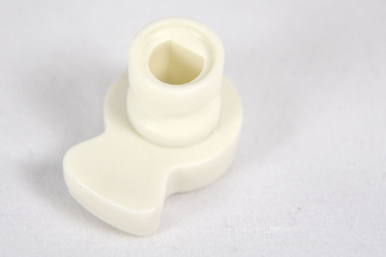 Panasonic NN-ST45KW, NN-ST46KB and NN-ST48KS Microwave Turntable Coupling (Pulley Shaft) - F21316E70XP