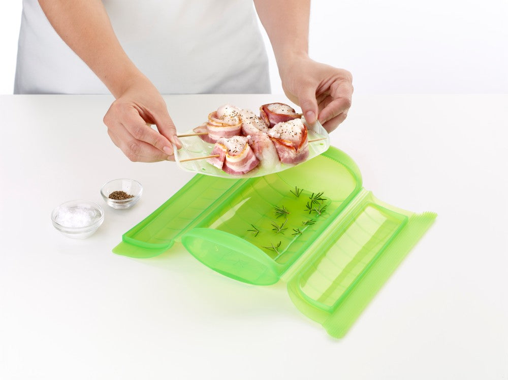 Lekue silicone microwave steam case - Red only