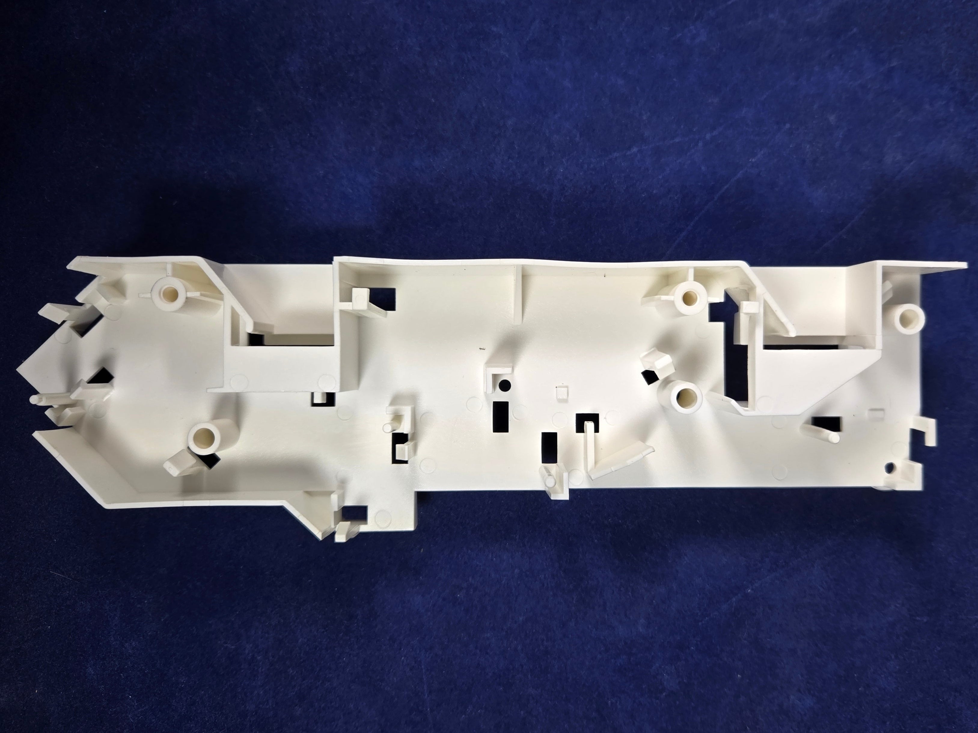 Sharp R-25AT, Sharp R-25AM Door latch-hook PHOK-A167WRFZ.