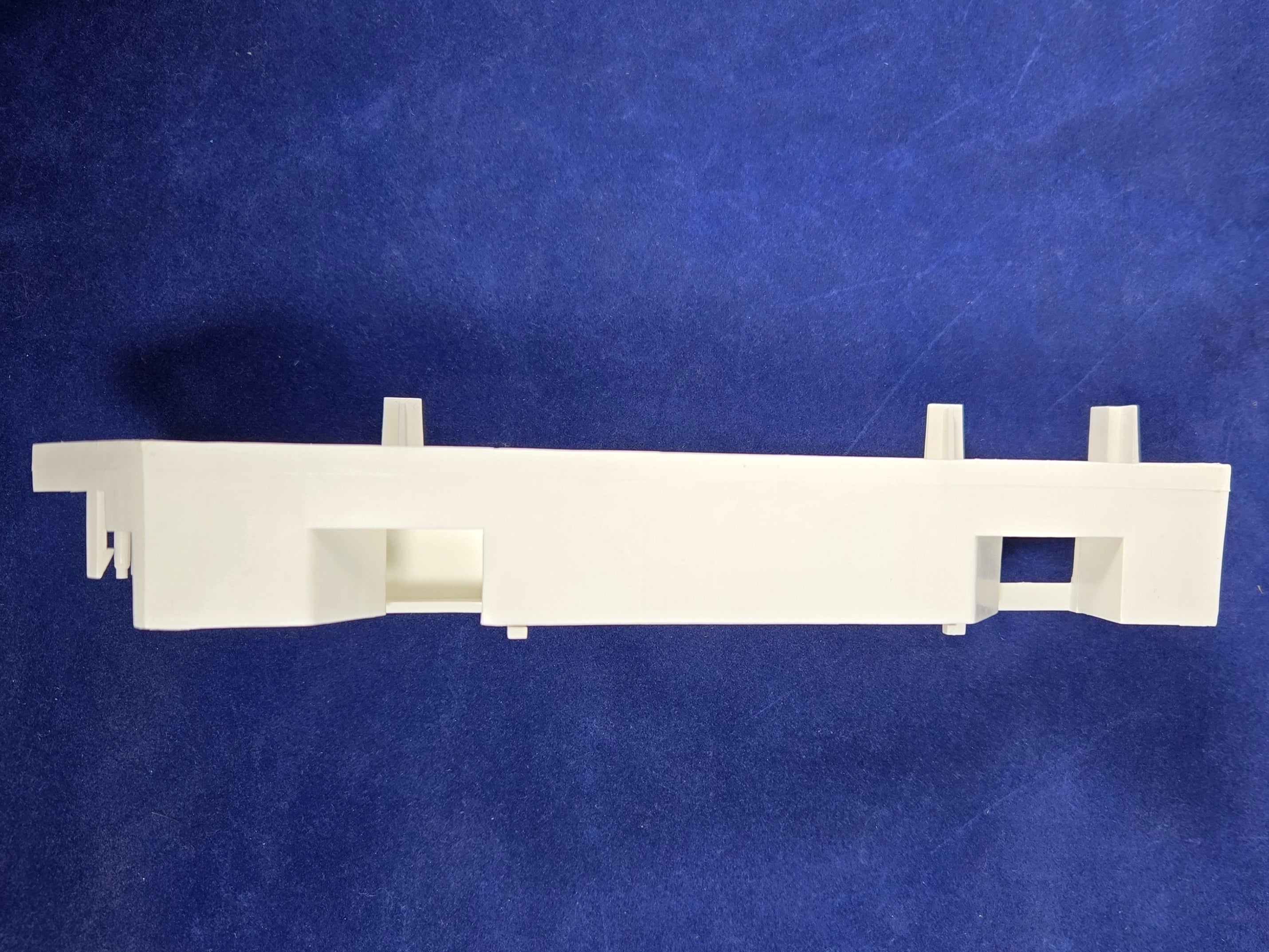 Sharp R-25AT, Sharp R-25AM Door latch-hook PHOK-A167WRFZ.
