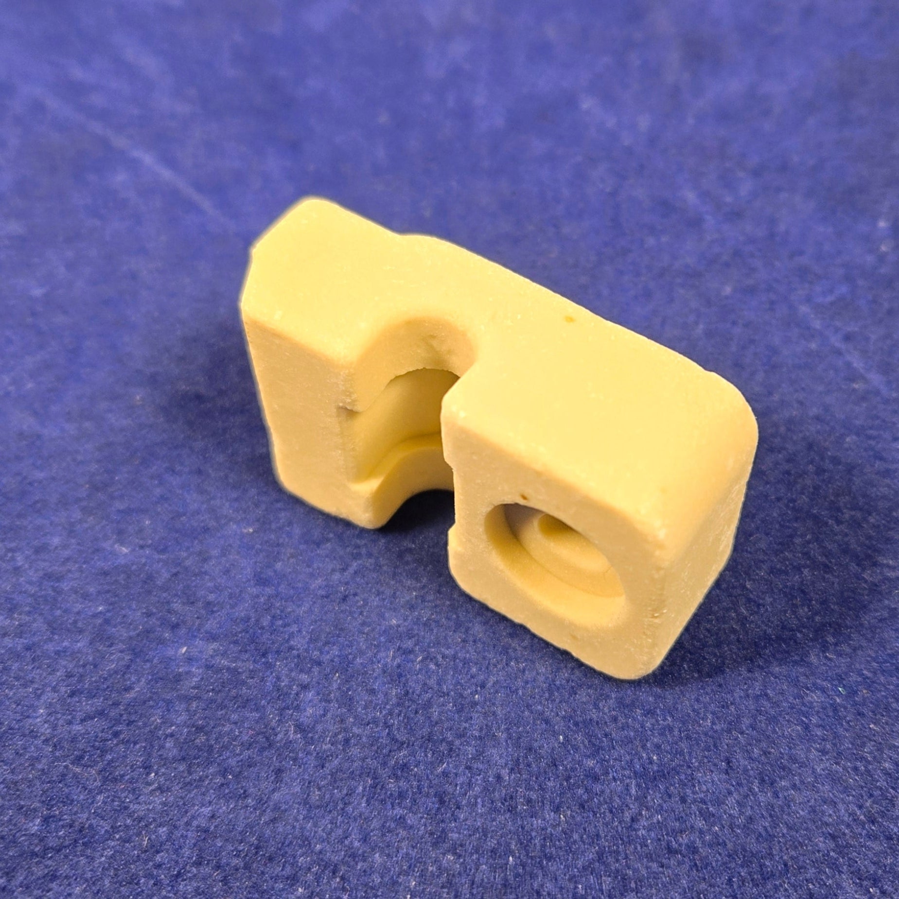 Panasonic Breadmaker  Ceramic heater support - ADE09-176