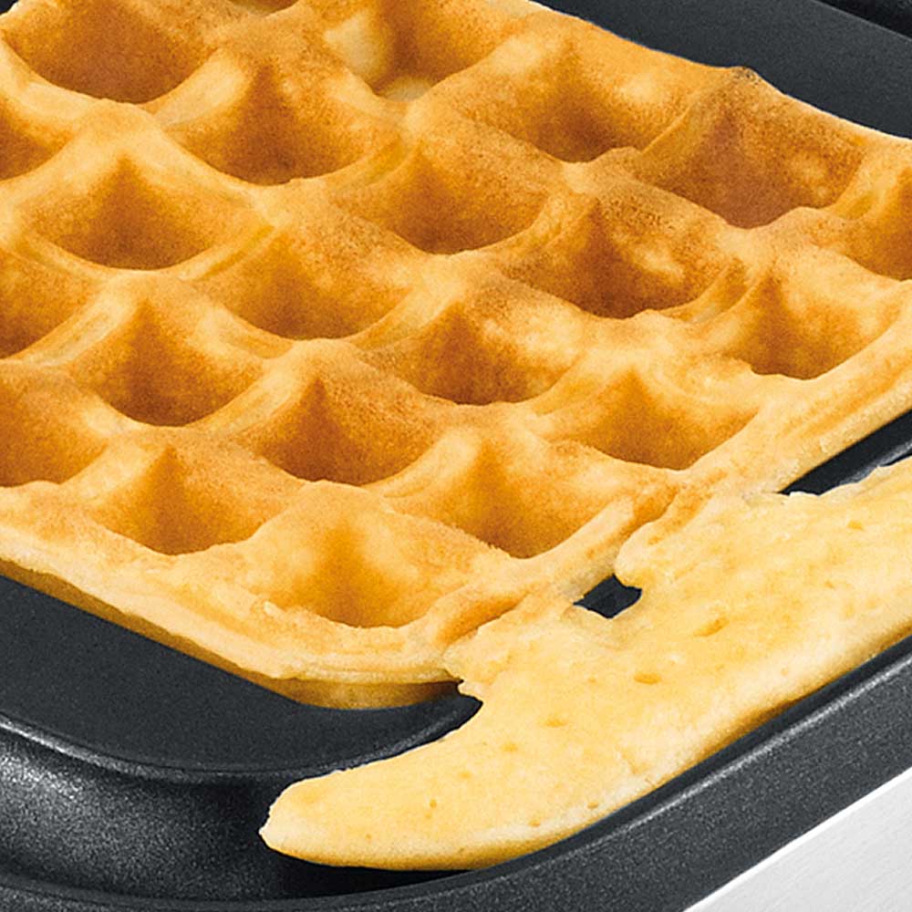Belgian Waffle Iron (2 waffle capacity) Advanced Control by GASTROBACK - 62424