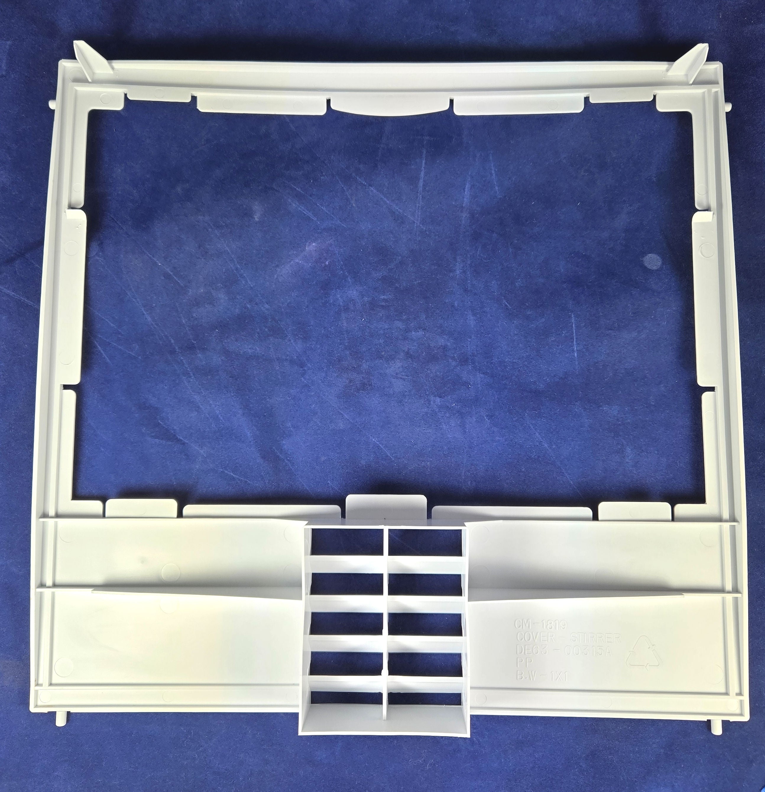 Stirrer cover mounting frame DE63-00315A
